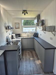 Gallery image of Pebbles in Pembrokeshire