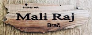 Certifikát, hodnocení, plakát nebo jiný dokument vystavený v ubytování Studio Mali Raj