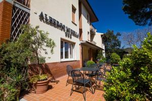 Zahrada ubytování Hotel Mirella