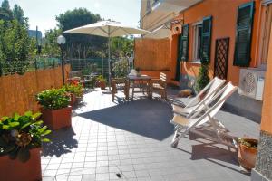 Balkón alebo terasa v ubytovaní Appartamento con giardino Dolcemare