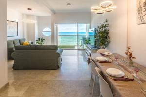 Χώρος καθιστικού στο Beach Penthouse Torrenueva