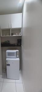 Kuchyň nebo kuchyňský kout v ubytování chalés da Ana pertinho do rio preguiça