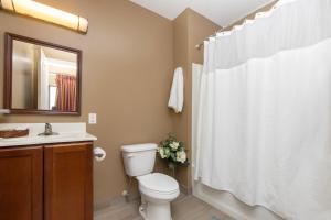 Koupelna v ubytování Brinton Suites