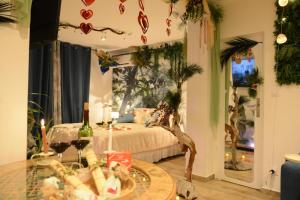 Fotografie z fotogalerie ubytování Jungle Spa - Cocon tropical et dépaysant avec balnéo en plein coeur de Pézenas ! v destinaci Pézenas