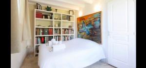 Katil atau katil-katil dalam bilik di Villa La Fadette-Swimming pool-Jacuzzi-Sea view-AC-Farniente +40 gambar