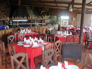 Restorāns vai citas vietas, kur ieturēt maltīti, naktsmītnē Estancia Renacimiento