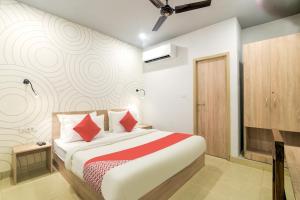 Fotografie z fotogalerie ubytování Super Collection O Jps Grand Hotel Near Dwarka Metro Station v Novém Dillí + 27 fotografií