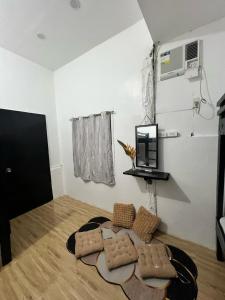 TV a/nebo společenská místnost v ubytování AA Hostel