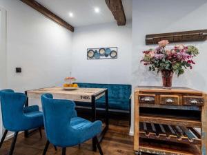 Afbeelding uit fotogalerij van 1-bedroom apartment in Tating +10 foto's