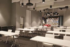 Area soggiorno di Radisson Red Minneapolis Downtown