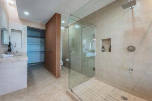 Gallery image of Casa Ceballos, Frente a la Playa in San Benito +39 photos