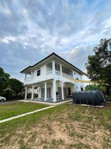 Bygningen som feriehuset ligger i