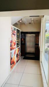 Fotografie z fotogalerie ubytování Hotel Adya Classsic v destinaci Kammasandra