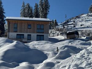 Berglisl - direkt an der Schipiste! Neue Ferienwohnung mit Sauna semasa musim sejuk