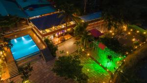 Πισίνα στο ή κοντά στο River Point Dandeli