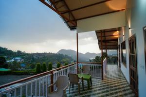 Nespecifikovaný výhled na hory nebo výhled na hory při pohledu z bed and breakfast + 24 fotografií