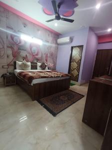 Gallery image of Govind Residency Near India Expo Mart Greater Noida in Greater Noida +21 photos