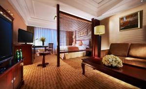 Crowne Plaza City Center Ningbo, an IHG Hotel - Near Ningbo Railway Station tesisinde bir oturma alanı