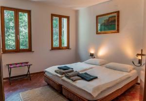 En eller flere senge i et værelse på At the Lake