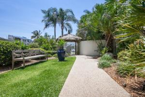 Zahrada ubytování Chateau Royale Beach Resort Maroochydore Sunshine Coast