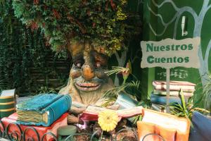 Ein Garten an der Unterkunft Hotel Magic Games 4
