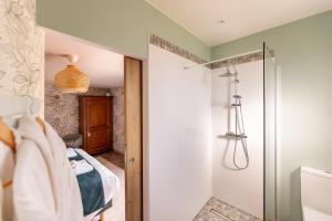 Koupelna v ubytování Agapanthe & Salicorne - Maison d'hôtes, Chambres d'hôtes- + 37 fotografií