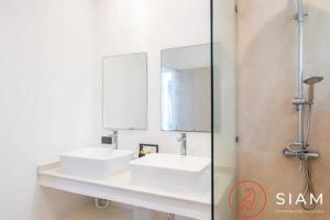 Ένα μπάνιο στο Villa Alamanda 3br Private Pool & Sea View +19 φωτογραφίες