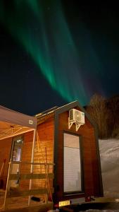 Φωτογραφία από το άλμπουμ του Northern Lights Tiny House σε Kvaløya