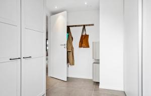 Foto sihtkohas Stege asuva majutusasutuse Amazing Home In Stege With Wifi galeriist