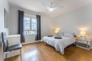 En eller flere senge i et værelse på Villa Hermosa Cristianos