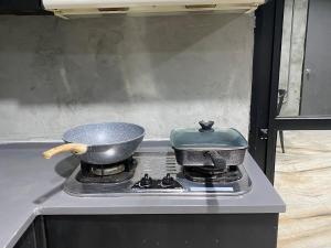 墾丁恆春古城Antique旅宿l電動麻將l k歌l烤肉l廚房l可包棟2025新開幕 IG 搜kenting-timehouse 預訂廚房或簡易廚房