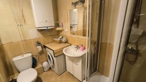 Kúpeľňa v ubytovaní Retrospekcja - Apartament w centrum