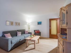 Posezení v ubytování Ferienwohnanlage-Oberaudorf C 1mit Hallenbad und Sauna + 17 fotografií