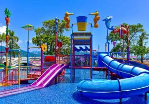 Huizhou Hazens East Bay Resort内部或周边的泳池
