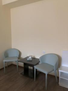 Goris Hotel的休息区