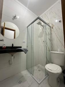 Ванная комната в LAAR Hotel +44 фотографии