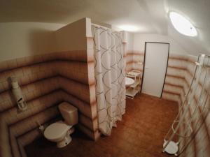 Koupelna v ubytování Hotel & Restaurant Adolfovský Dvůr