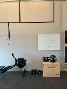 Fitness centrum a/nebo fitness zařízení v ubytování Ocean View Suite