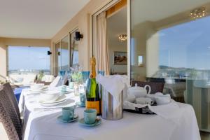 Nápoje v ubytování Burgau Penthouse