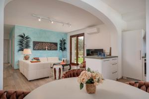 Η κουζίνα ή μικρή κουζίνα στο Villa Nuova di Design con Piscina Privata