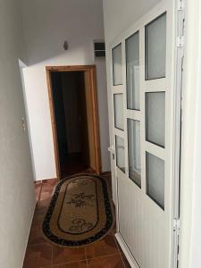 Gambar di galeri bagi Rastoder di Ulcinj