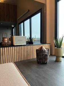 Fotografie z fotogalerie ubytování Ocean View Suite v destinaci Ytri-Njarðvík
