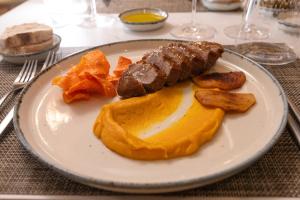 Essen im Hotel oder in der Nähe