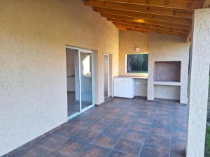 TV a/nebo společenská místnost v ubytování Casa Rincon