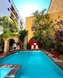 Bazén v ubytování Hotel de Mendoza nebo v jeho okolí