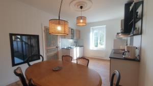 Imagen de la galería de L'Astu'Cieux appartement triplex, en Huelgoat 26 fotos más