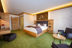 Postel nebo postele na pokoji v ubytování Hotel Thüringer Hof