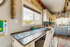 Fotografie z fotogalerie ubytování Elli's Haus v destinaci Rockaway Beach + 15 fotografií