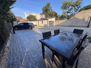 Φωτογραφία από το άλμπουμ του Maison Fair play, jardin, parking, billard σε Maisons-Alfort