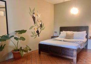 Postelja oz. postelje v sobi nastanitve Mi Zaru sea view hotel Free MA park tour & breakfast